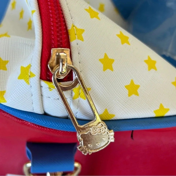 Sanrio Hello Kitty Bioworld Faux Leather Rolling Duffle Bag Luggage Travel Bag - Picture 6 of 8